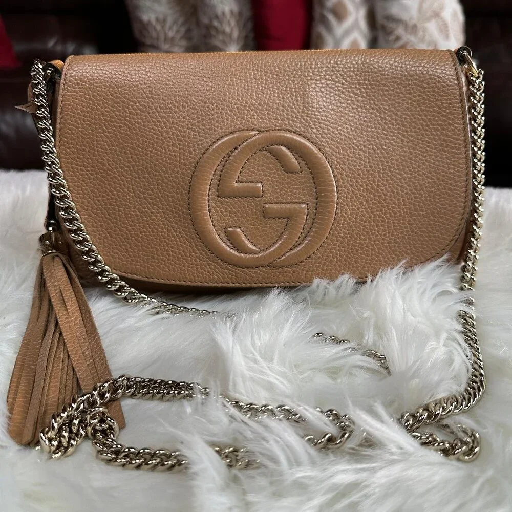 ❌SOLD❌ Authentic Gucci Medium Soho Pebbled Clafskin Leather Long Flap Crossbody - Picture 3 of 17